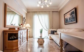 Cozy Cloud Apartment Nafplio
